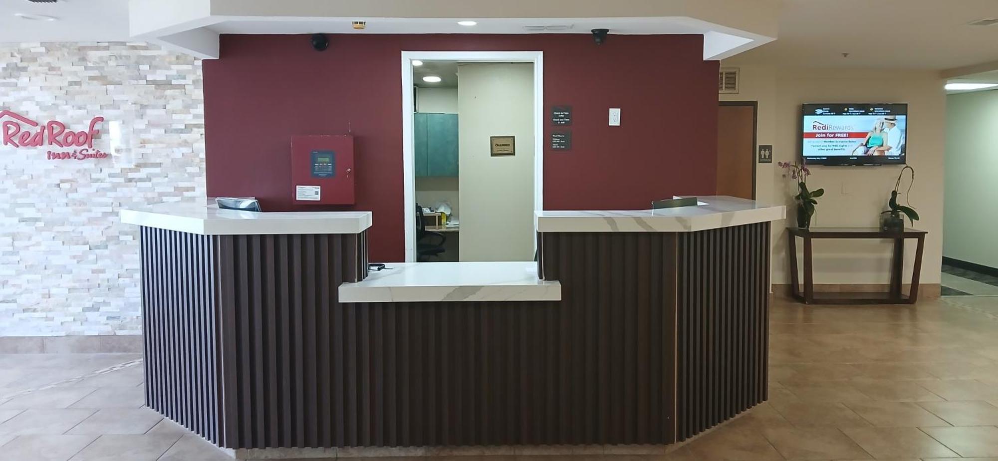 Red Roof Inn & Suites Euless - Dfw Airport Southwest Eksteriør billede