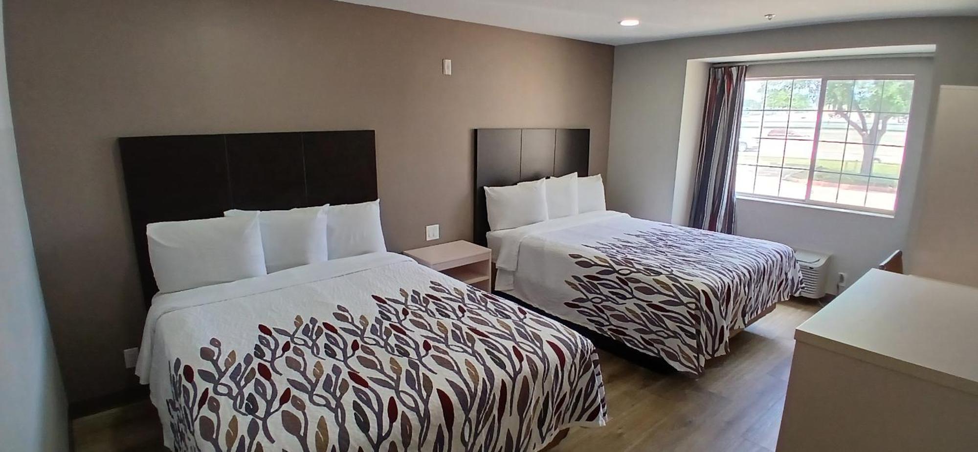 Red Roof Inn & Suites Euless - Dfw Airport Southwest Eksteriør billede