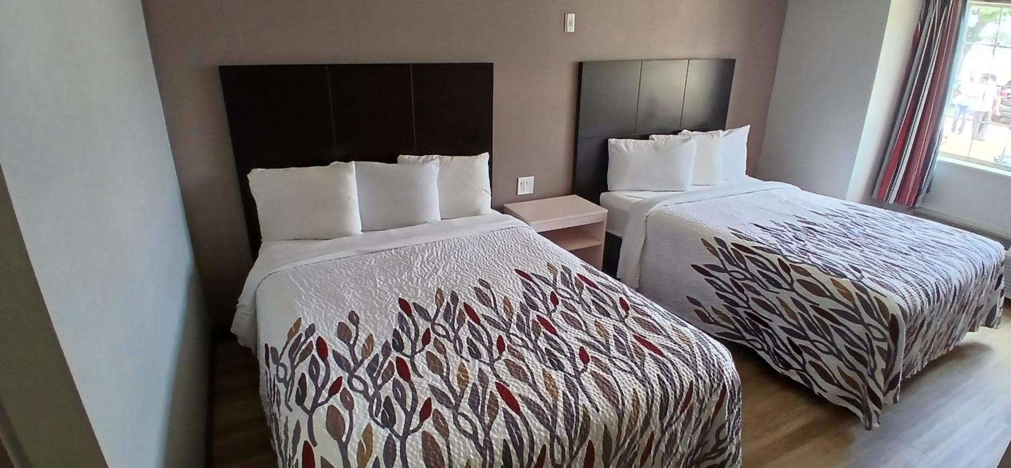 Red Roof Inn & Suites Euless - Dfw Airport Southwest Eksteriør billede