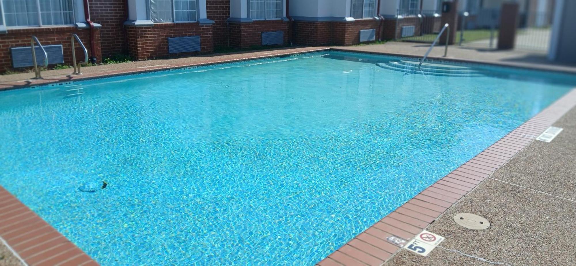 Red Roof Inn & Suites Euless - Dfw Airport Southwest Eksteriør billede
